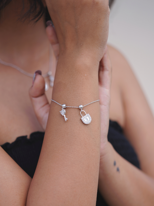Bracelet De Cheville Coeur & Cadenas CZ - Argent 925 Sterling Réglable 8.5-10 Pouces, Bijou Romantique Pour Femme