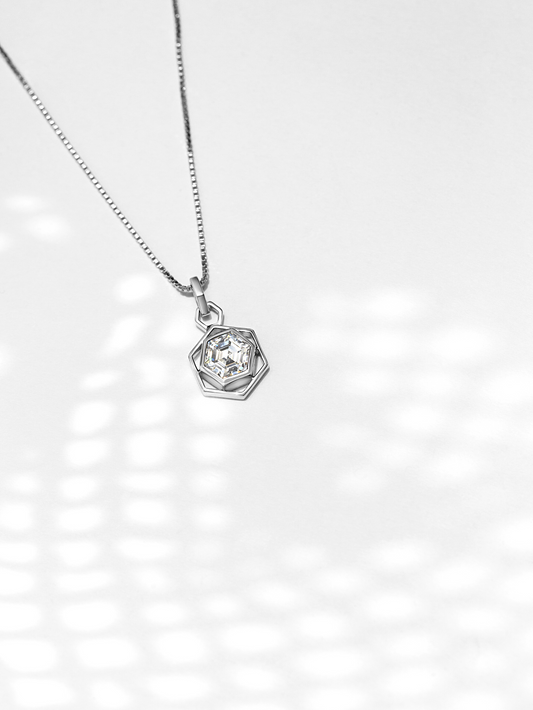 Hexagon Bold Necklace 925 Sterling Silver and Rhodium Plated - Verozi