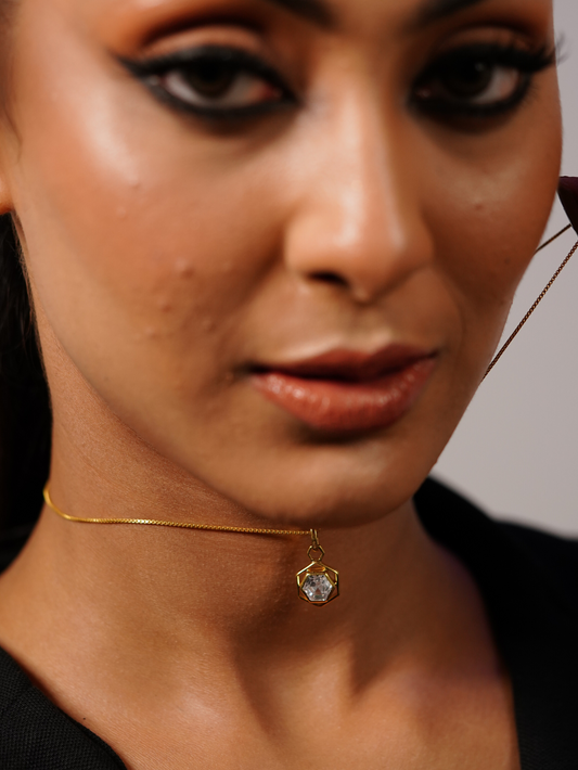 Hexagon Bold Necklace 925 Sterling Silver and 18K Gold Plated - Verozi